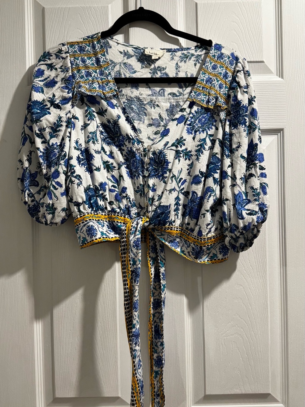 Floral Blue & White Tie-Front Crop Top